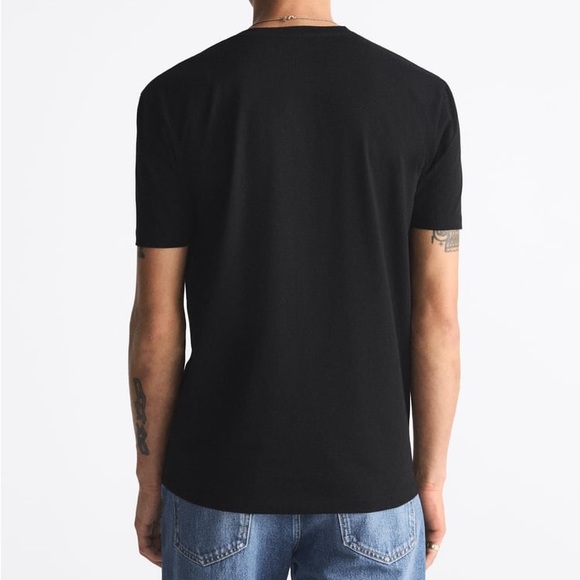 BASIC SLIM FIT T-SHIRT - Picture 3 of 10